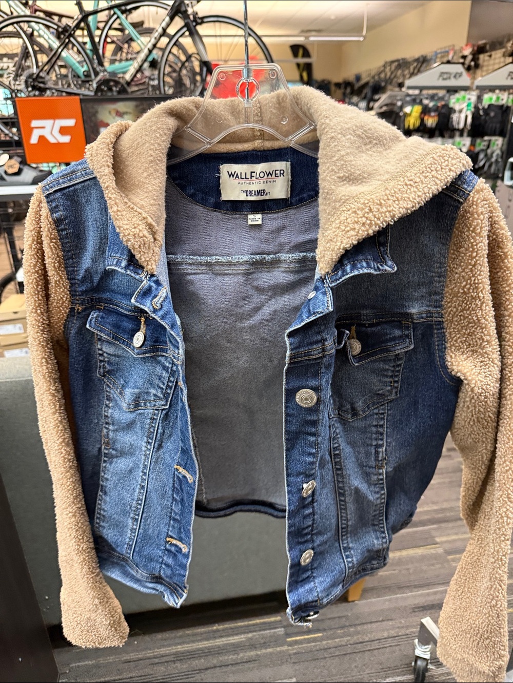 Wallflower Juniors Blue Denim Jacket with Tan Sherpa Hood & Sleeves, Size Small